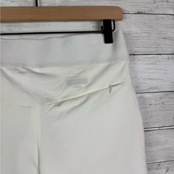 GREG NORMAN WOMEN'S PULL-ON STRETCH GOLF SHORTS White Size XS - Picture 4 of 4